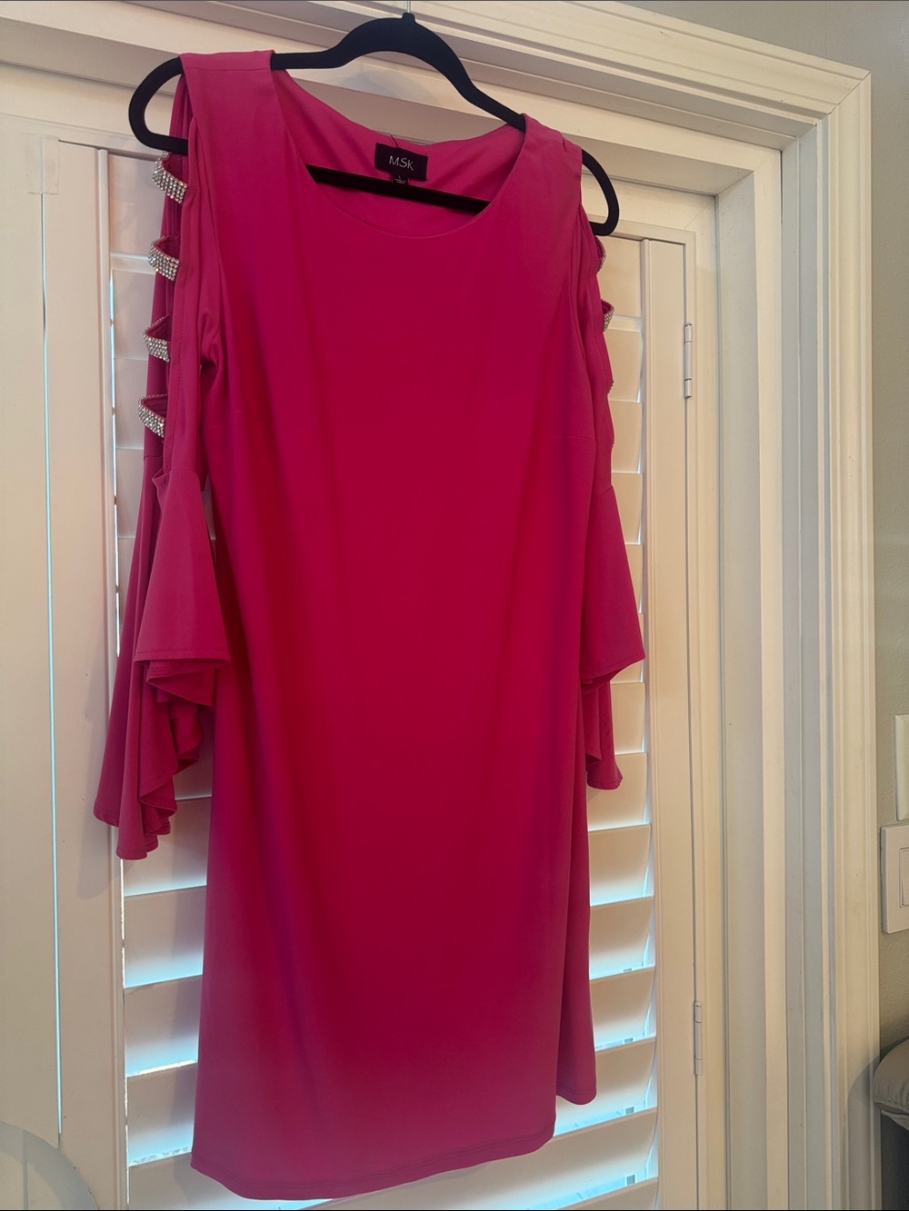 MSK Hot Pink Cold-Shoulder Ruffle Midi Dress